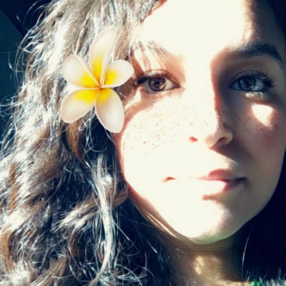 Meet your Posher, Lauren - Picture 1 of 1